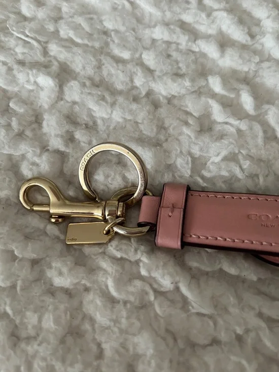 Coach Key Chain - Picture 4 of 4